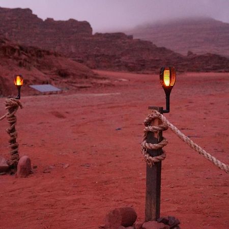 Quite Bedouin Life Hotel วาดิรัม ภายนอก รูปภาพ