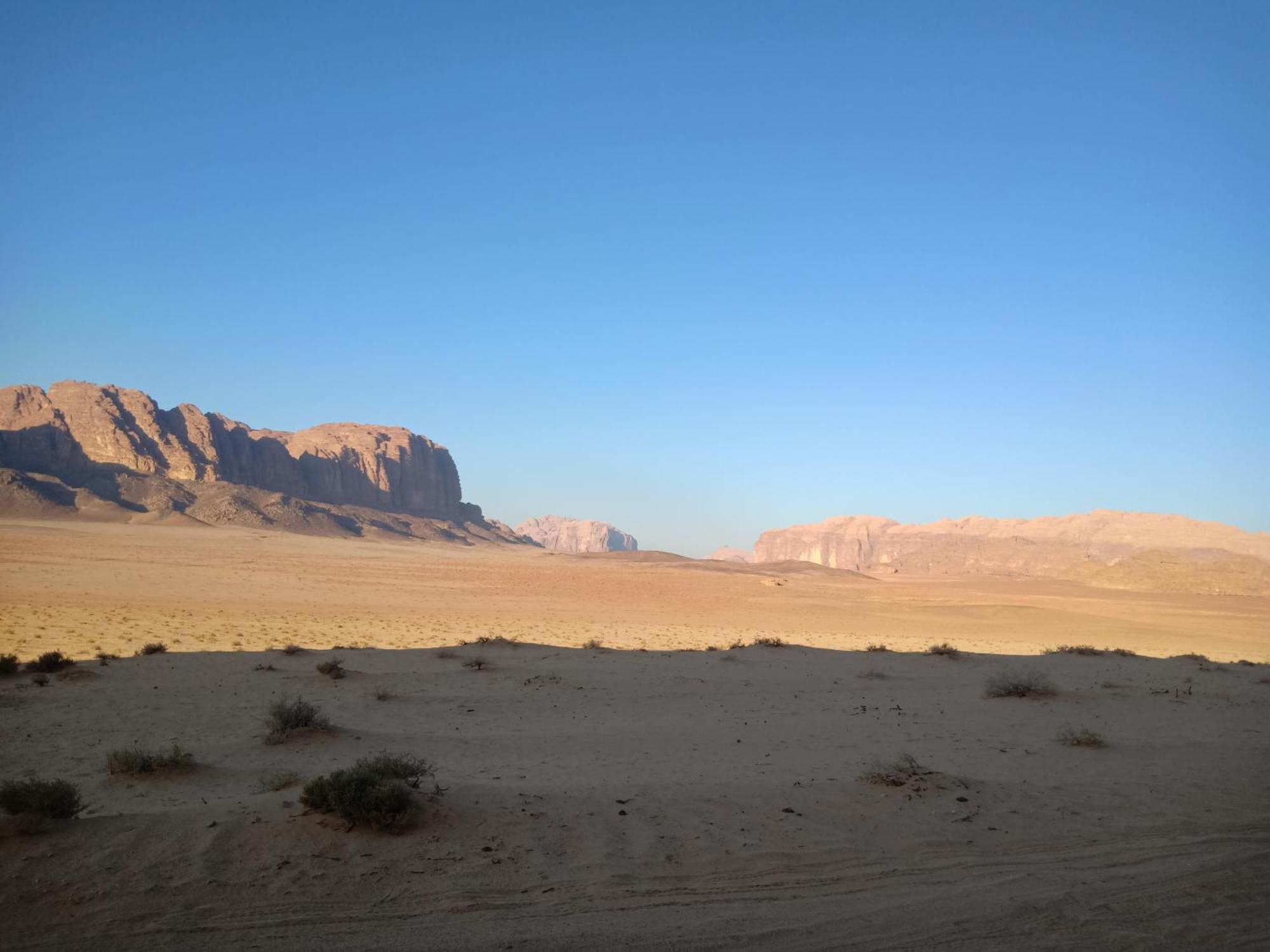 Quite Bedouin Life Hotel วาดิรัม ภายนอก รูปภาพ