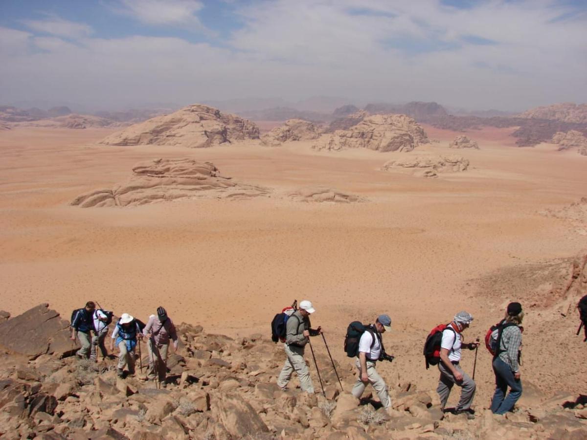 Quite Bedouin Life Hotel วาดิรัม ภายนอก รูปภาพ